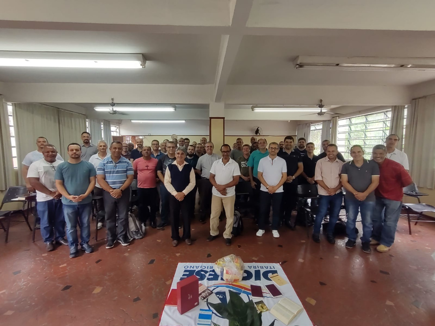 CANDIDATOS AO DIACONADO DA DIOCESE DE ITABIRA/CORONEL FABRICIANO REALIZARAM ENCONTRO DE FORMAÇÃO