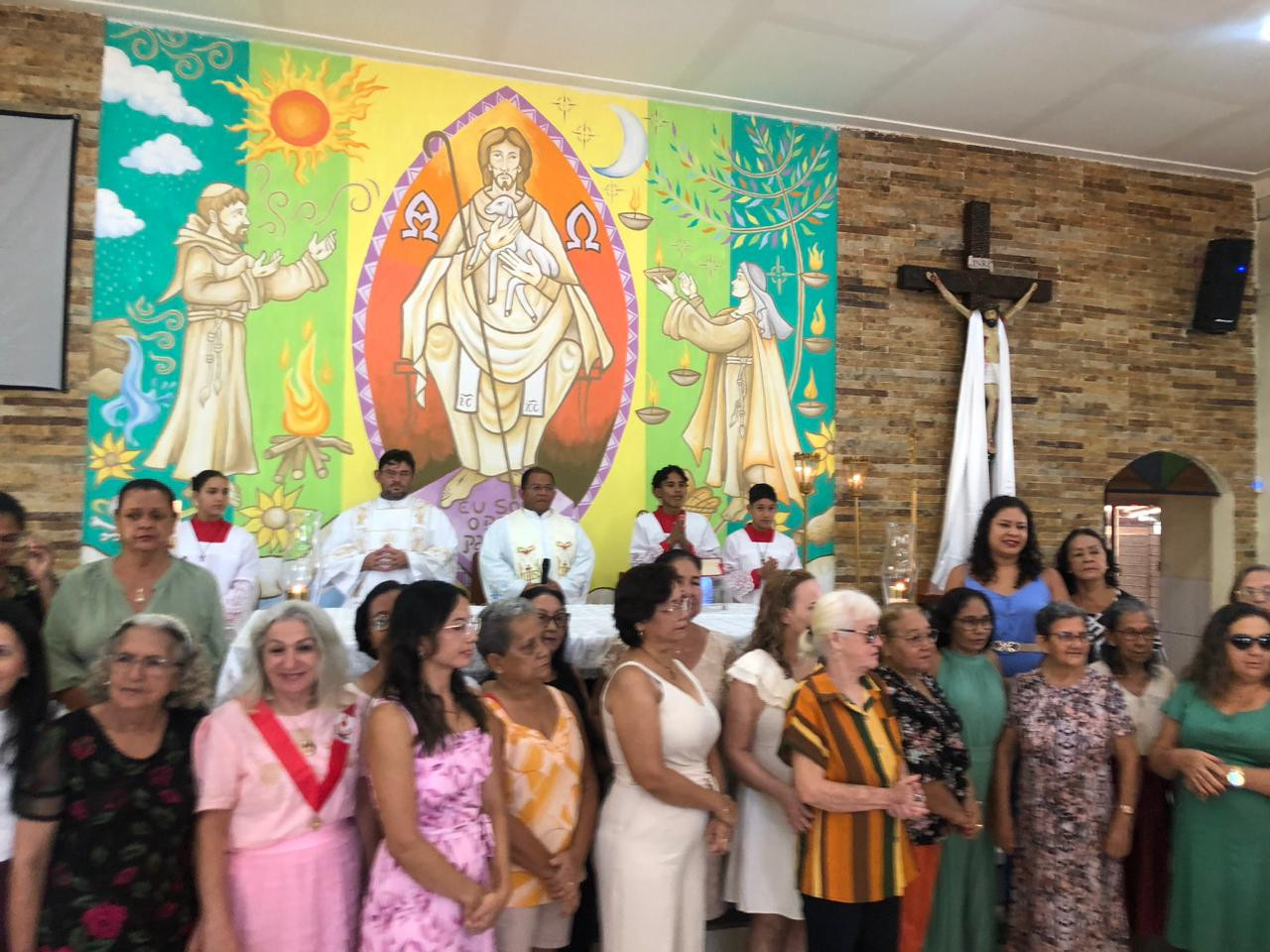 CELEBRAÇÃO COM HOMENAGEM ÀS MÃES NA ARQUIDIOCESE DE SANTARÉM (PA)