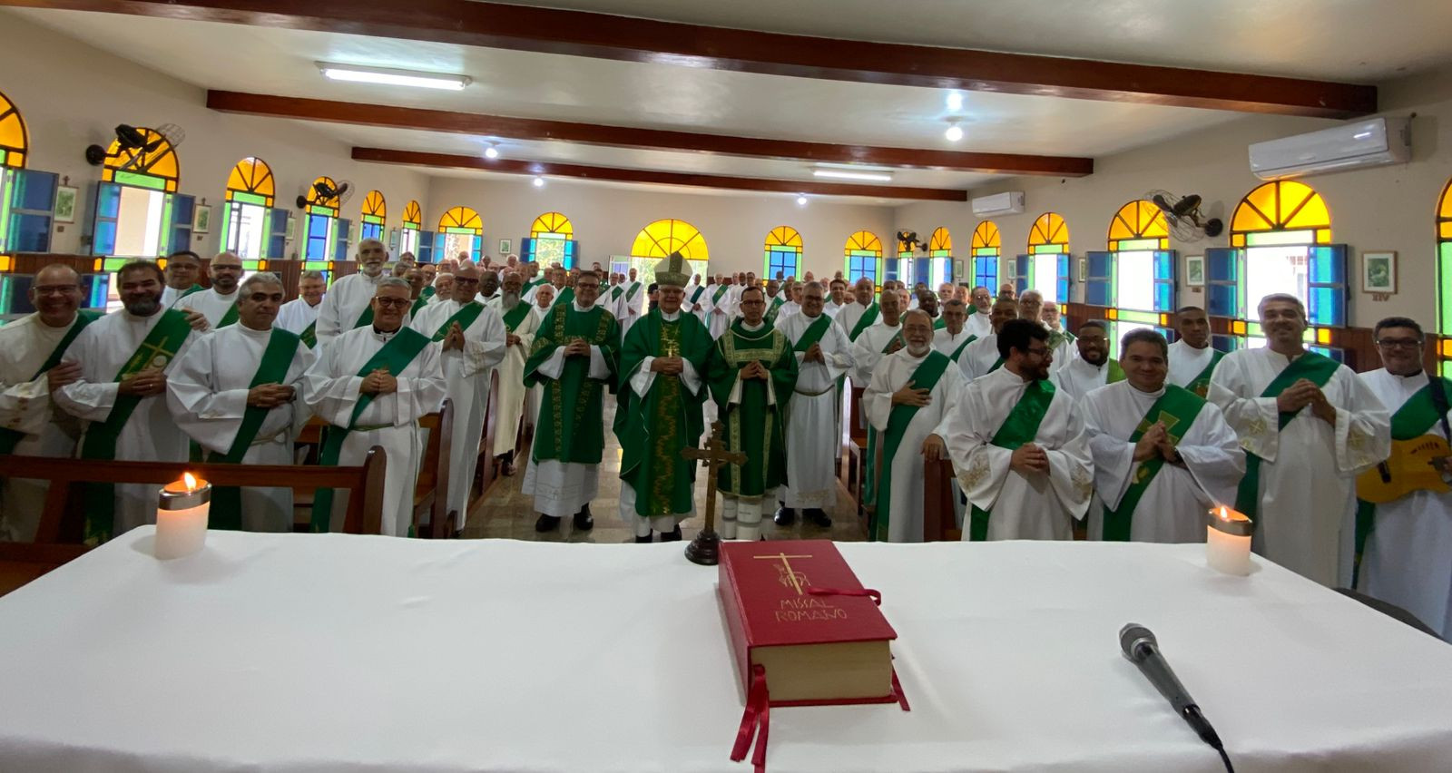 DIÁCONOS PERMANENTES DA ARQUIDIOCESE DE NITERÓI (RJ) REALIZARAM RETIRO CANÔNICO