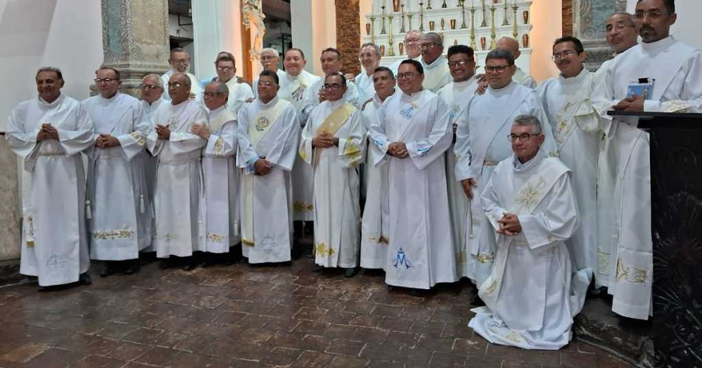 DIÁCONOS DE NATAL REALIZAM ASSEMBLEIA ELETIVA