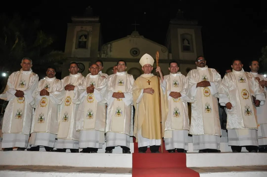 DIÁCONOS DA DIOCESE DE CAXIAS (MA) CELEBRARAM ANIVERSÁRIOS DE ORDENAÇÃO