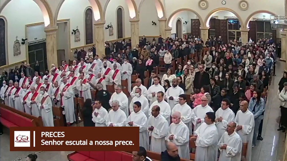 Aspirantes a diáconos permanentes são admitidos às Ordens Sacras na Arquidiocese de Londrina (PR)