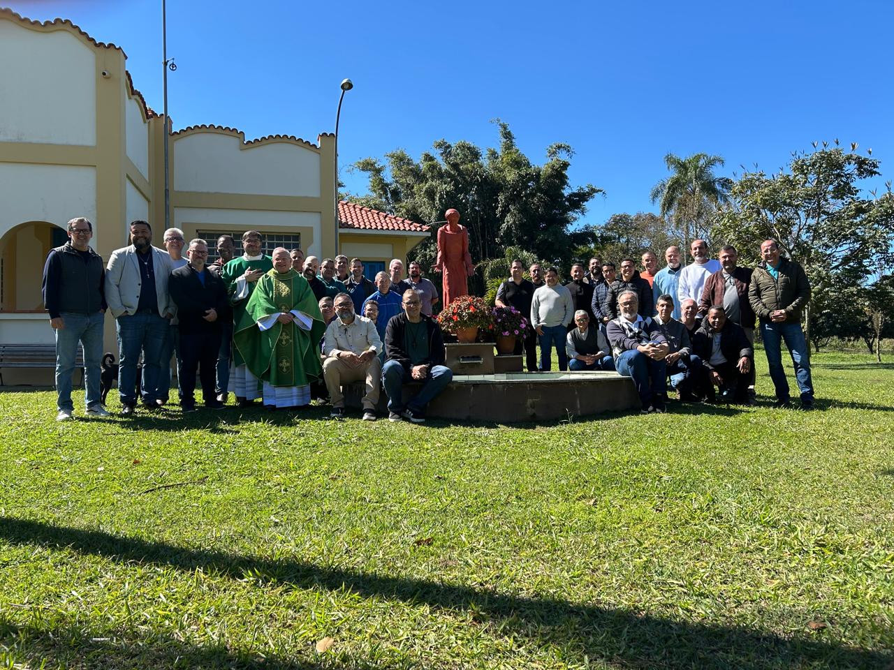 ESCOLA DIACONAL DA DIOCESE DE LIMEIRA (SP) REALIZOU RETIRO COM CANDIDATOS