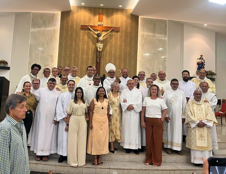 CANDIDATOS AO DIACONADO RECEBERAM O MINISTÉRIO DE LEITOR NA ARQUIDIOCESE DE PALMAS (TO)