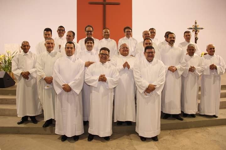 Belo Horizonte: 21 candidatos ao diaconato são admitidos como leitores e acólitos
