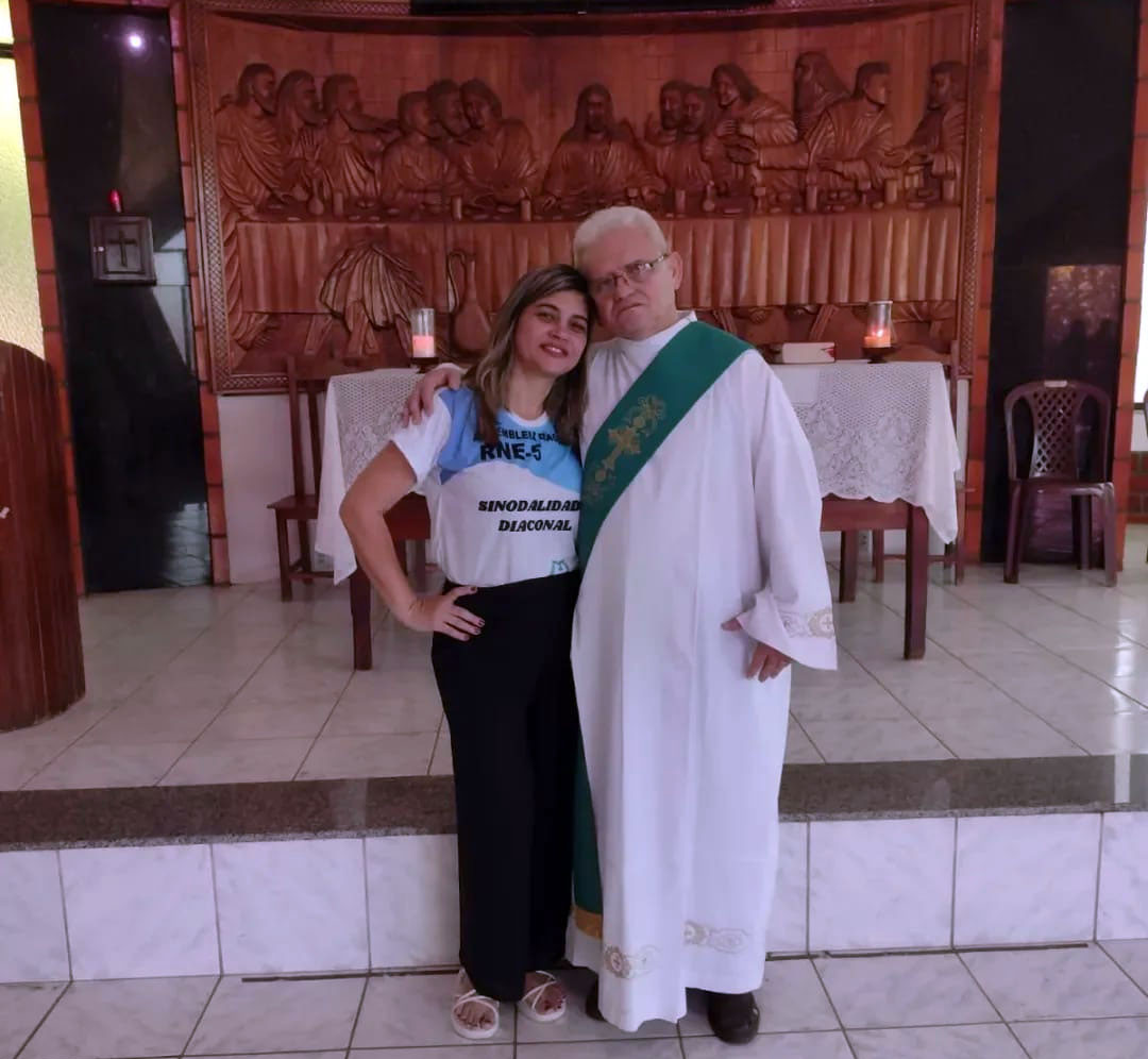 A FÉ NOS CURA PELA CRUZ.