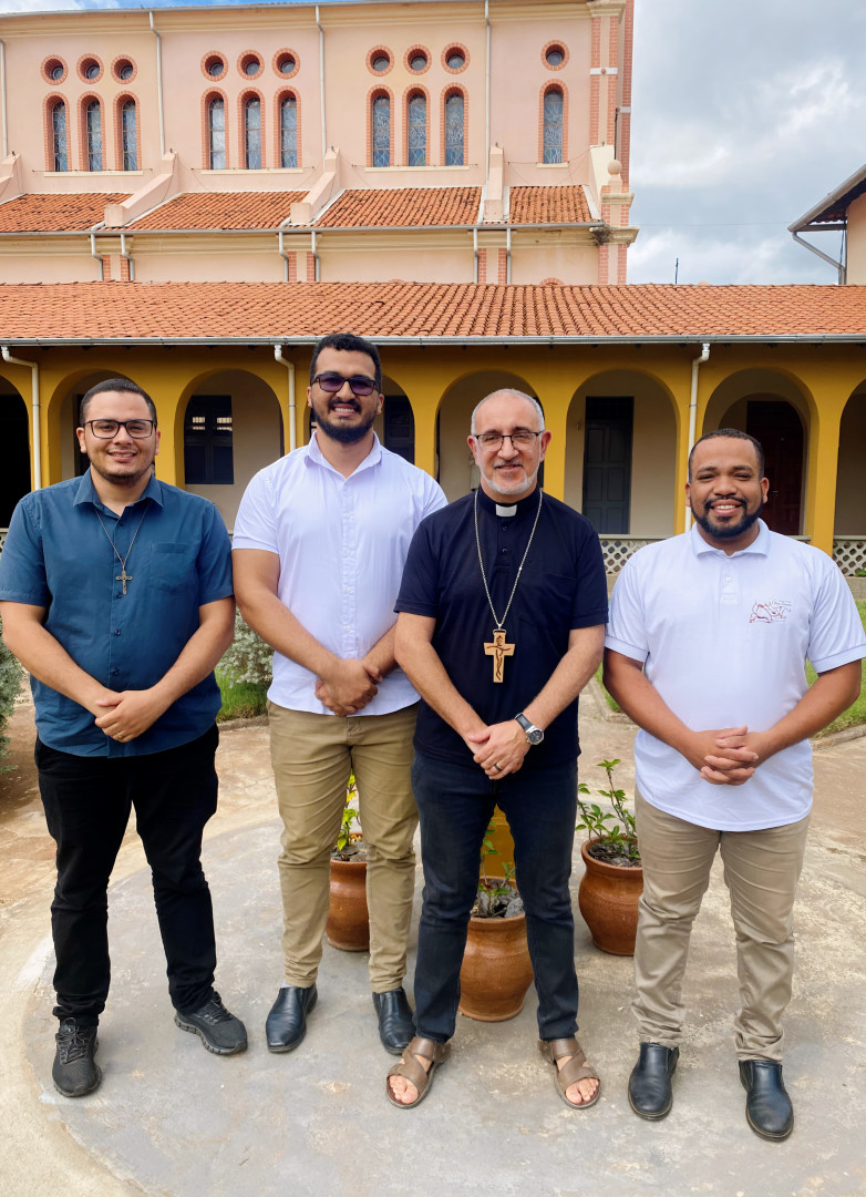 DIRETORES DA ESCOLA DIACONAL SE REÚNEM COM O BISPO DIOCESANO NA CÚRIA DE GRAJAÚ (MA)