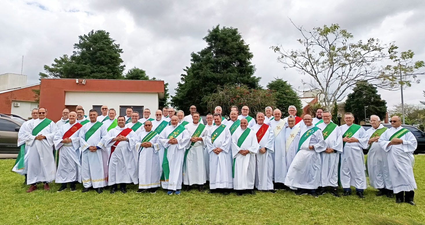 CAD DE PORTO ALEGRE PROMOVEU ENCONTRO DE DIÁCONOS E ESPOSAS