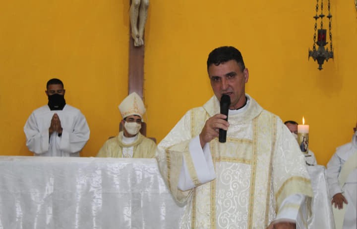 Marcos Giovani Moura é ordenado Diácono Permanente em Alvorada (RS)