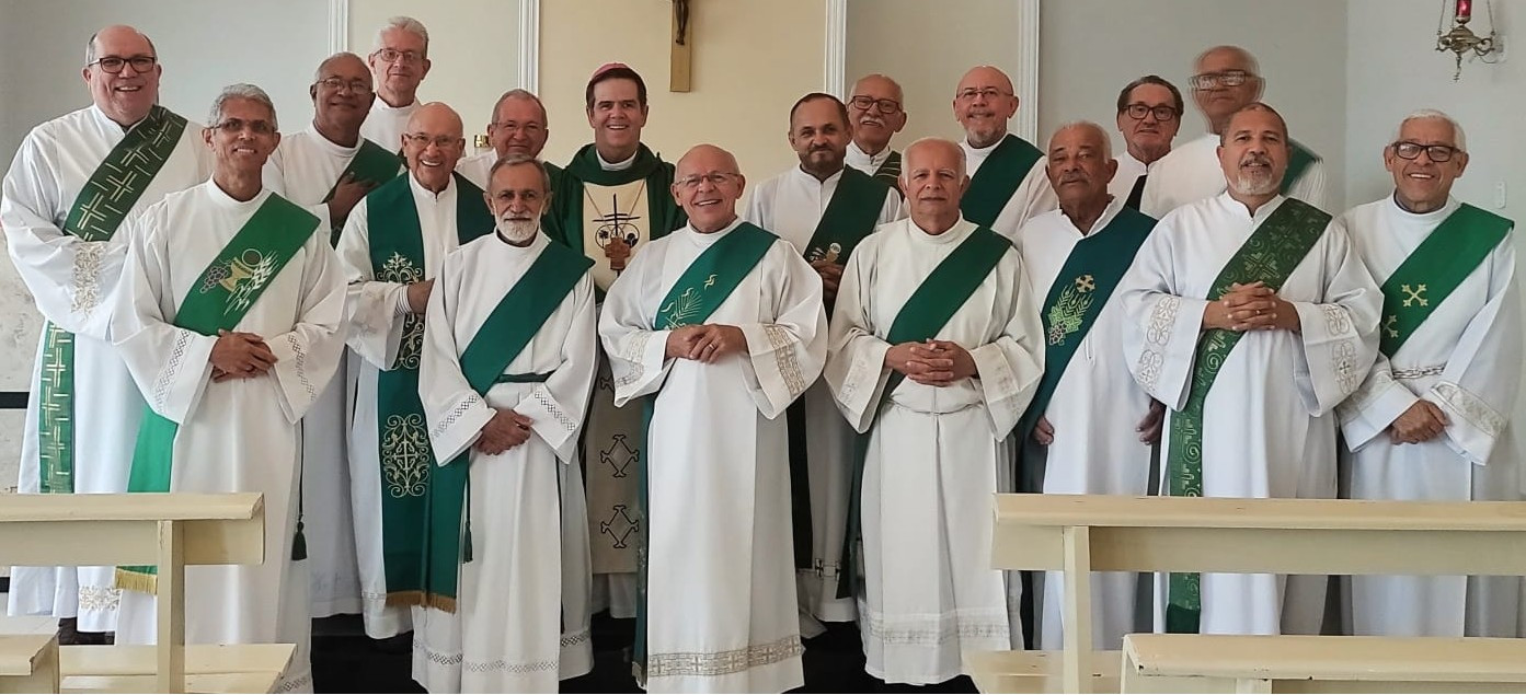 DIÁCONOS DA ARQUIDIOCESE DE MACEIÓ REALIZARAM RETIRO