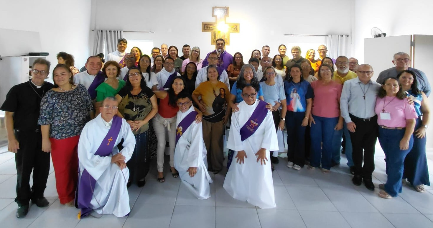 ESPOSAS DE DIÁCONOS NATALENSES PARTICIPAM DE RETIRO