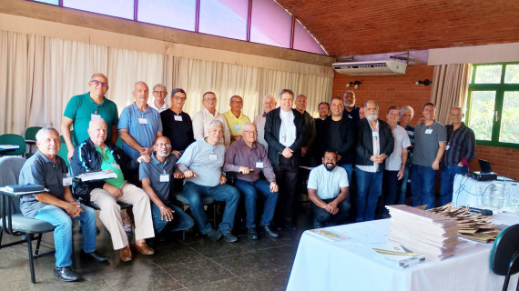 DIÁCONOS PERMANENTES DA ARQUIDIOCESE DE VITÓRIA (ES) PARTICIPARAM DE ENCONTRO DE FORMAÇÃO