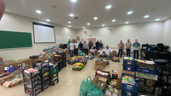 CÁRITAS DIOCESANA DE LIMEIRA (SP) PRESTA SOLIDARIEDADE À FAMÍLIAS DA DIOCESE DE REGISTRO (SP)