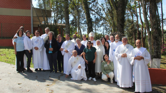 DIÁCONOS E ESPOSAS DA DIOCESE DE CARAGUATATUBA (SP) REALIZARAM RETIRO ANUAL CANÔNICO
