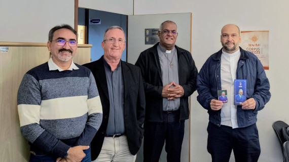 CAD DE BRASÍLIA (DF) RECEBE O VICE-POSTULADOR DA CAUSA DE BEATIFICAÇÃO DO DIÁCONO JOÃO LUIZ POZZOBON