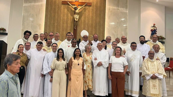 CANDIDATOS AO DIACONADO RECEBERAM O MINISTÉRIO DE LEITOR NA ARQUIDIOCESE DE PALMAS (TO)