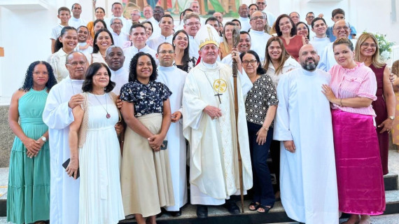 28 CANDIDATOS AO DIACONADO RECEBEM AS ORDENS SACRAS NA DIOCESE DE IMPERATRIZ (MA)