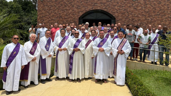 DIÁCONOS DA ARQUIDIOCESE DA PARAÍBA FAZEM VISITA À FAZENDA DA ESPERANÇA