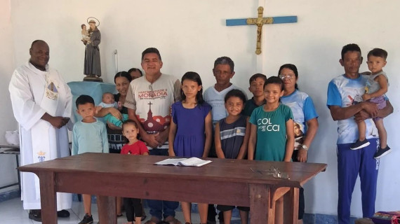 DIÁCONOS MISSIONÁRIOS: SERVIR, ANUNCIAR E VIVER O EVANGELHO NA CARIDADE