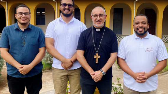 DIRETORES DA ESCOLA DIACONAL SE REÚNEM COM O BISPO DIOCESANO NA CÚRIA DE GRAJAÚ (MA)