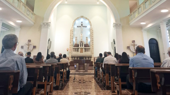 INICIADA NESTA TARDE A PEREGRINAÇÃO DO JUBILEU NACIONAL DOS DIÁCONOS PERMANENTES E ESPOSAS EM APARECIDA (SP)